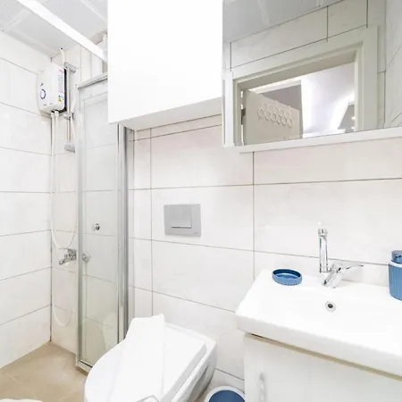 Centrally Located Cozy Studio Flat In Muratpasa *